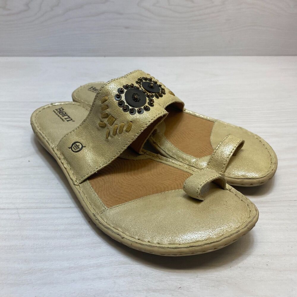 Born Toe Post Flat Sandals Women Size 10 Gold Toned Metallic Embroidered Elegant
